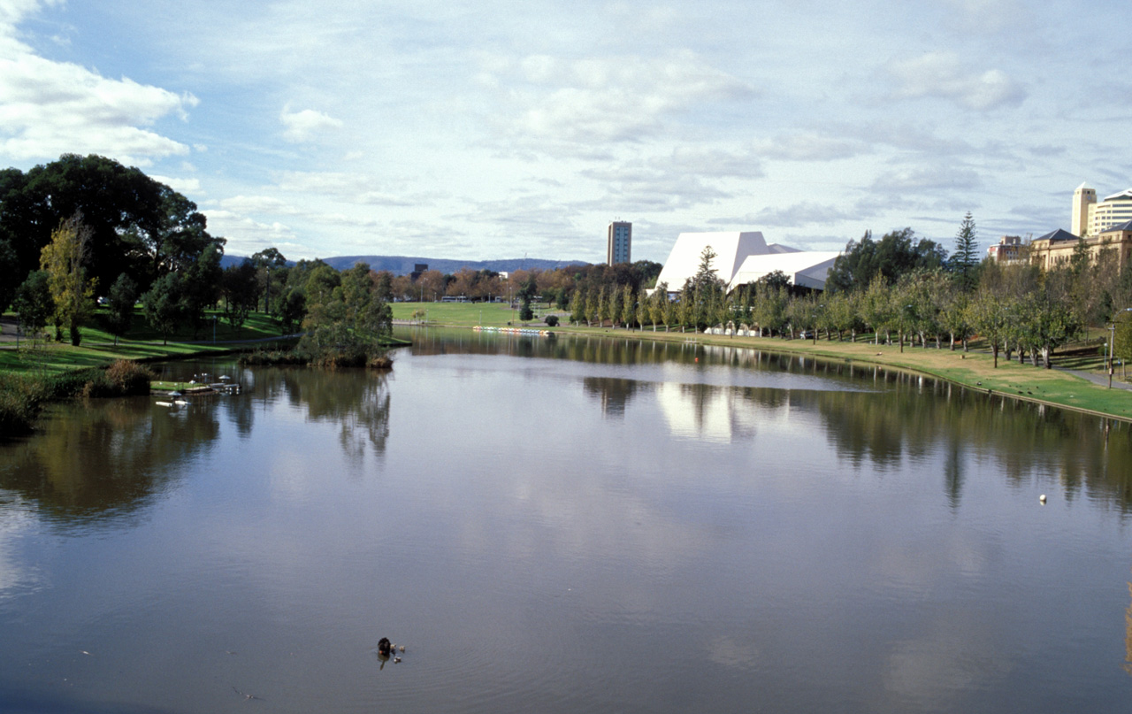 Laghetto-del-Festival-Centre-04