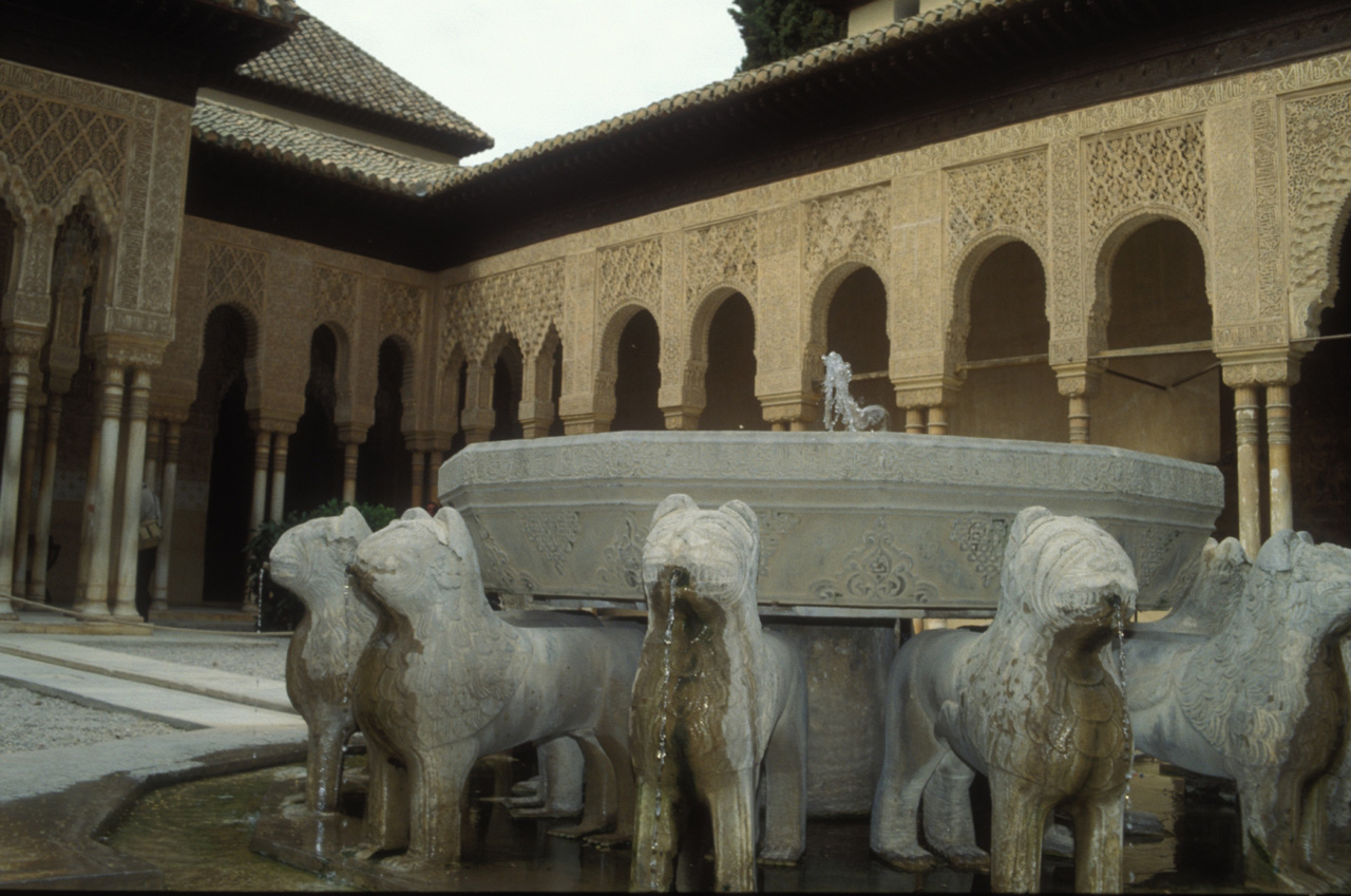 Alhambra-di-Granada-003
